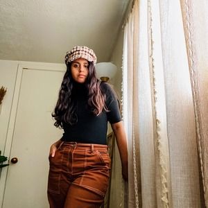 Meet your Posher, Lorena